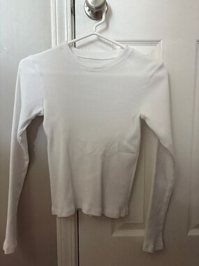 Brandy Melville long sleeve